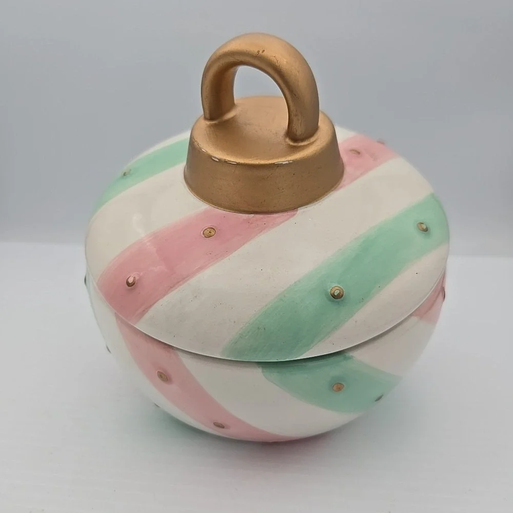 Hallmark Christmas Striped Ornament-Inspired Holiday Candy Dish With Lid‎